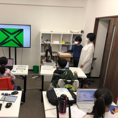 キッズプログラミングスクール8x9西宮北口校　scratch作品発表