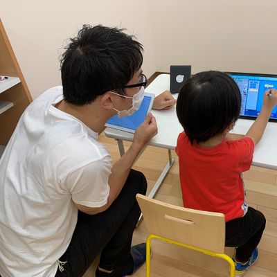 講師がすぐそばにいるので、わからないこともすぐに質問できます。