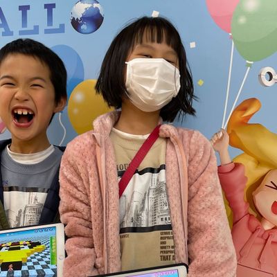 楽しい！ワクワクが止まらない！作品が完成して嬉しそう♪当校はプログラミングの基礎知識だけでなく、思考力・判断力・表現力を育てていきます！未来社会を生き抜く子ども達には普遍的なスキルになるはずです。
