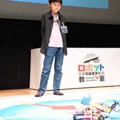 コンテストはテーマパフォーマンス部門・タイムアタックレース部門に分かれています