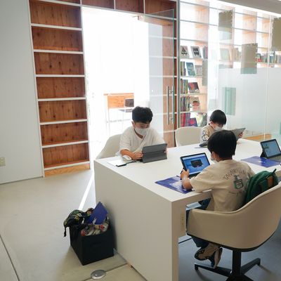 お友達と一緒に楽しみながら学習できます
