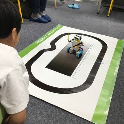 ダンスロボット
