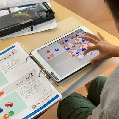 テキストを読み解き、プログラミングすることは読解力にもつながっています