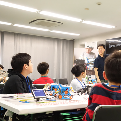 「IchigoJam」とタミヤ製ロボットでプログラミングを学びます。
