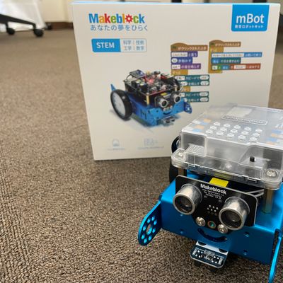 mBotブルー、こちらも自習時間で好き遊べるよ♪