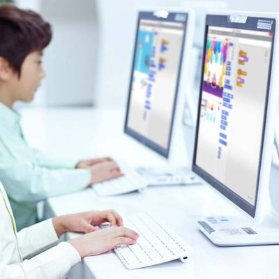 パソコンの操作方法やExcel、Pythonなど幅広く習得！