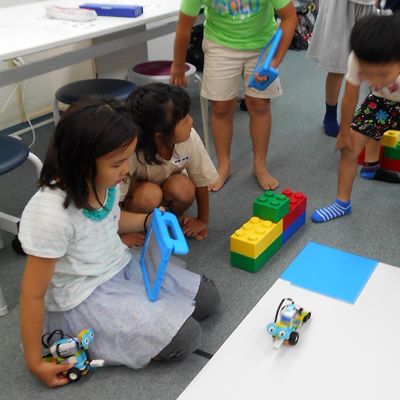WeDoで作ったロボットを使って競技に挑戦