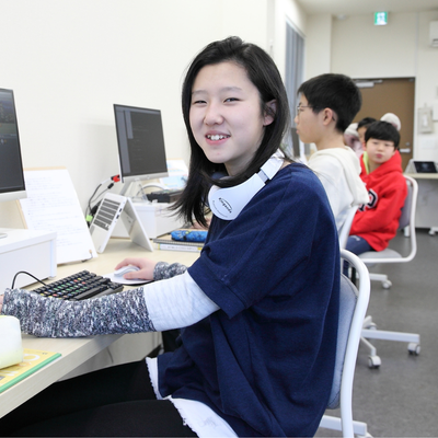 楽しそうに学んでいます。