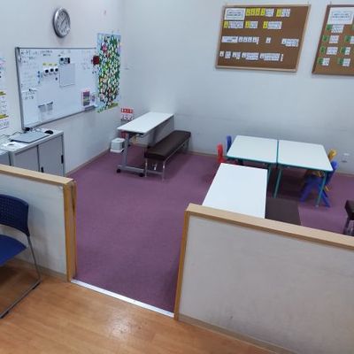 AM幕張新都心_教室内.jpg