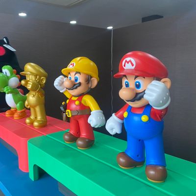 入口ではマリオやくまモンがお出迎え♪