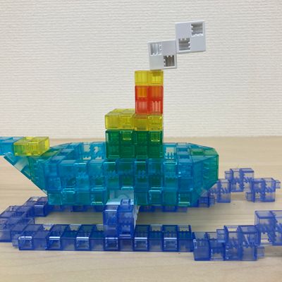 KOOV®でつくった「波をこえて進む船」