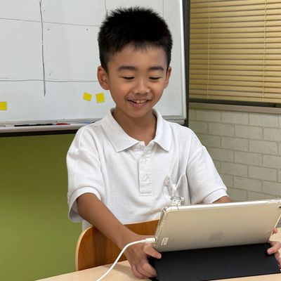答えは教えず、ヒントを出します。自分の力でクリアできることが大切です。できて褒められるとやる気がさらにUP♪