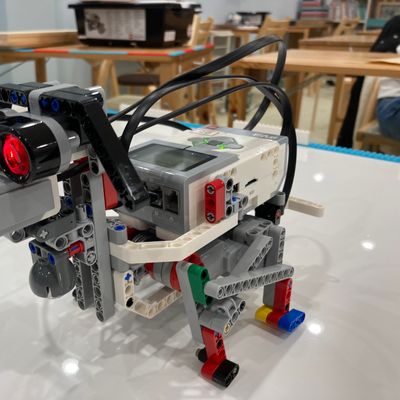 EV3という教材、今はspike primeを使っています