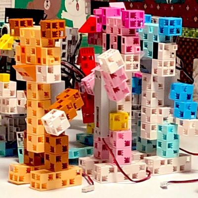 制作ロボットたち