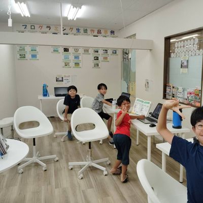 サマースクールで和気あいあい！