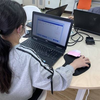 タイピング頑張る子_浜松ぼうや校_.jpg