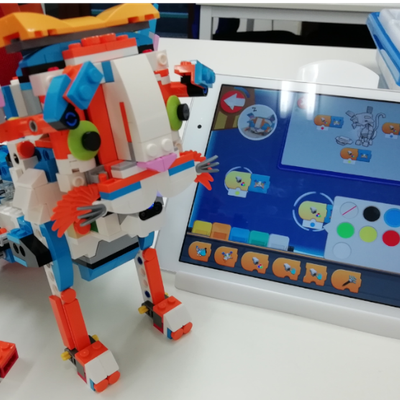 LEGO BOOST（レゴブースト）で作ったネコ