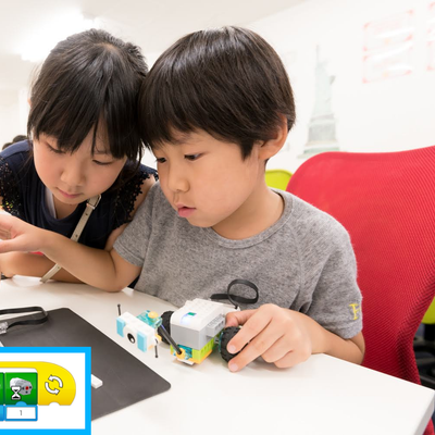 レゴWeDoによる授業風景、楽しみながらプログラミングやエンジニアリングや科学を勉強できます。