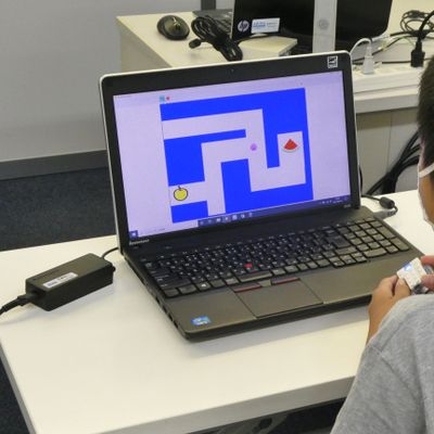ビジュアルプログラミングのScratchとロボットWeDo2.0の融合