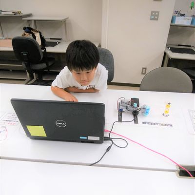 前のめりになってどこを間違えたかを調べる