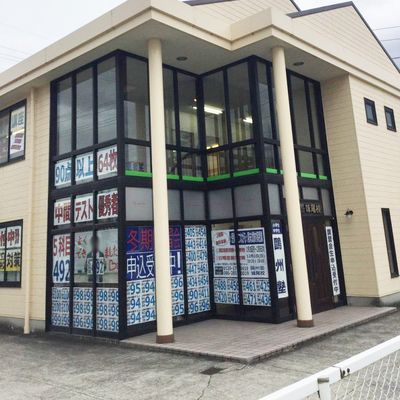 妹尾校の外観です