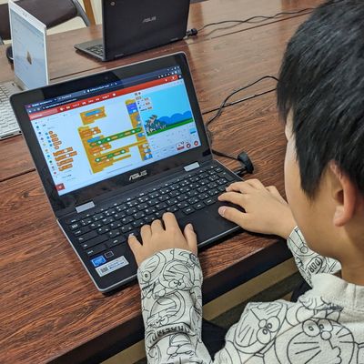 横スクロールのプログラミングに挑戦