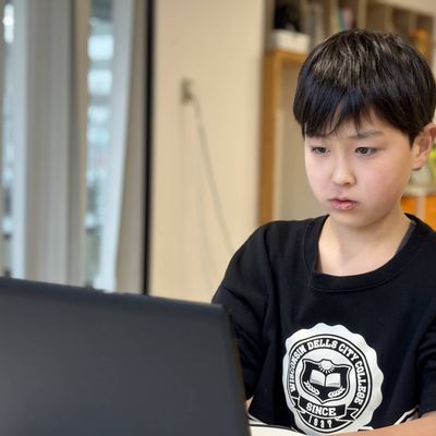 真剣な表情