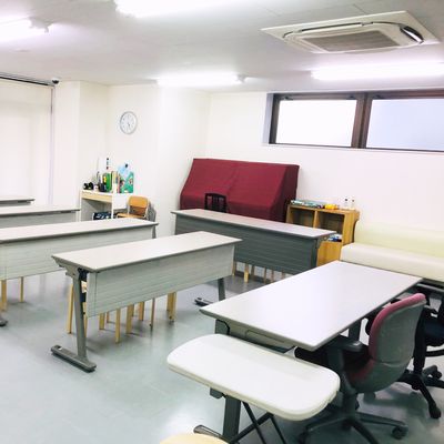 登戸校教室内観