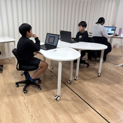 それぞれお勉強中
