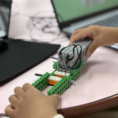 レッスンの様子ロボ__1_.jpg