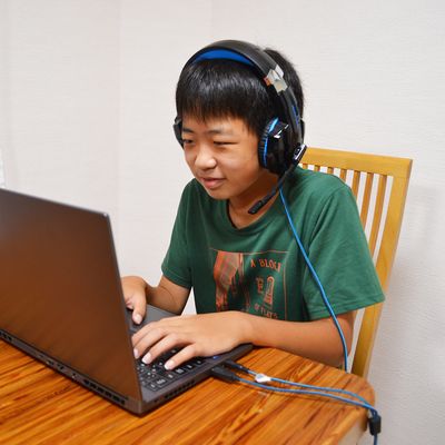 講師の小粋なトークに思わずニヤリ？