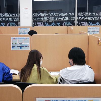 IEの場合は最大で生徒2人までの指導になります。
