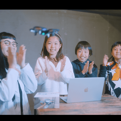 ドローンはその場にいる全員がワクワクします♪