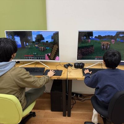 マインクラフトを使った授業の様子