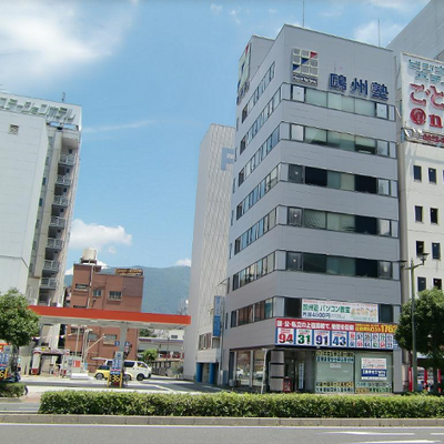 呉校の外観です