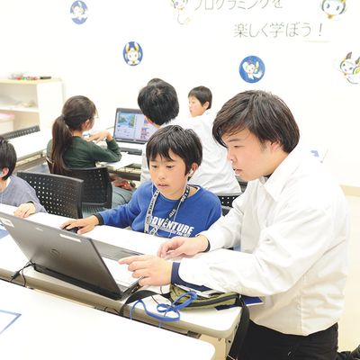同年代の生徒たちで楽しく学ぼう！