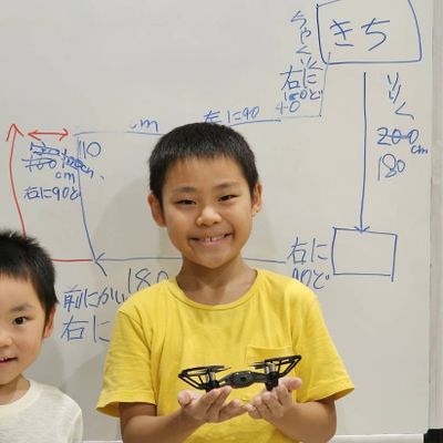 夏休みドローンプログラミングワークショップ