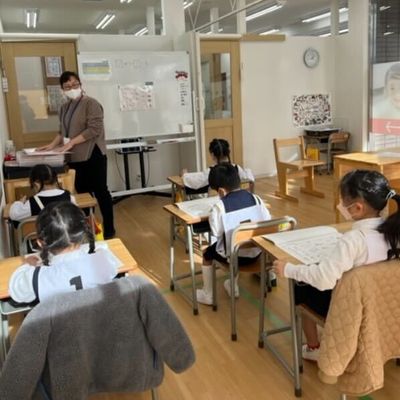 室内はとても明るく気持ちのよいお教室です。