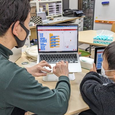 講師と一緒に楽しみながら