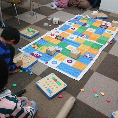 夢中で取り組む子どもたち