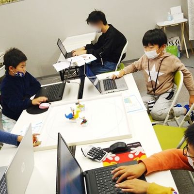 toio™(トイオ)でプログラミング