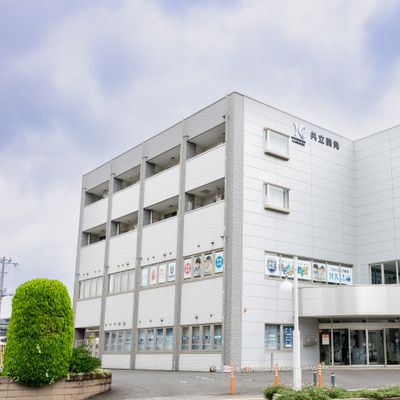 守谷駅西口すぐ！とても通学しやすいです。