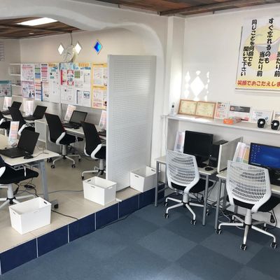 【マナカル豊川】教室内