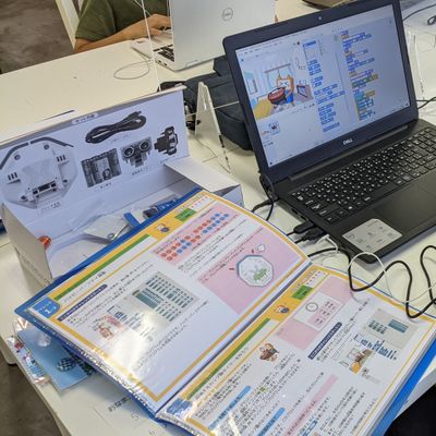 授業の様子：プログラミング中