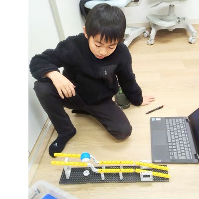 ロボットプログラムを通して、プログラミングに必要な数字の知識も身に付きます。