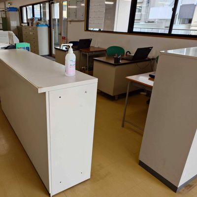 入ってすぐの受付で、皆様のご来塾を明るく元気にお迎えします♪