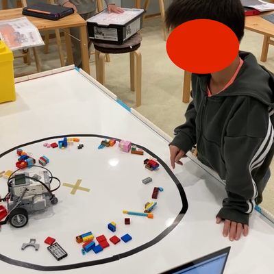 お掃除ロボットを制作しました