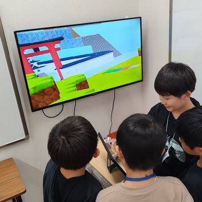発表後は実際に触れてみて他の子の作品から得られることがたくさんあります