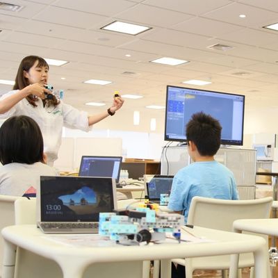 算数、理科、社会、雑学を盛り込んだオリジナルテキストを使用