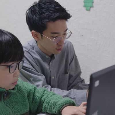 マイクラコースで先生と考える姿